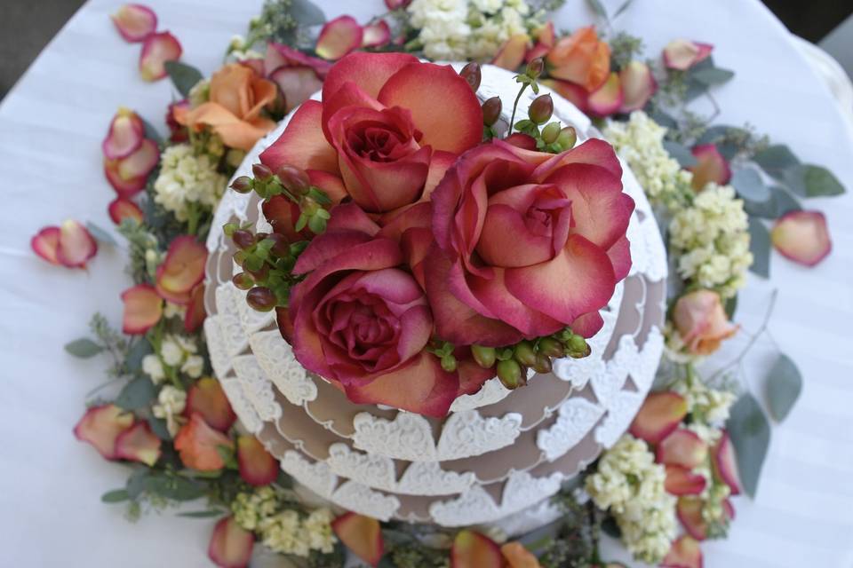 Cake floral arrangements