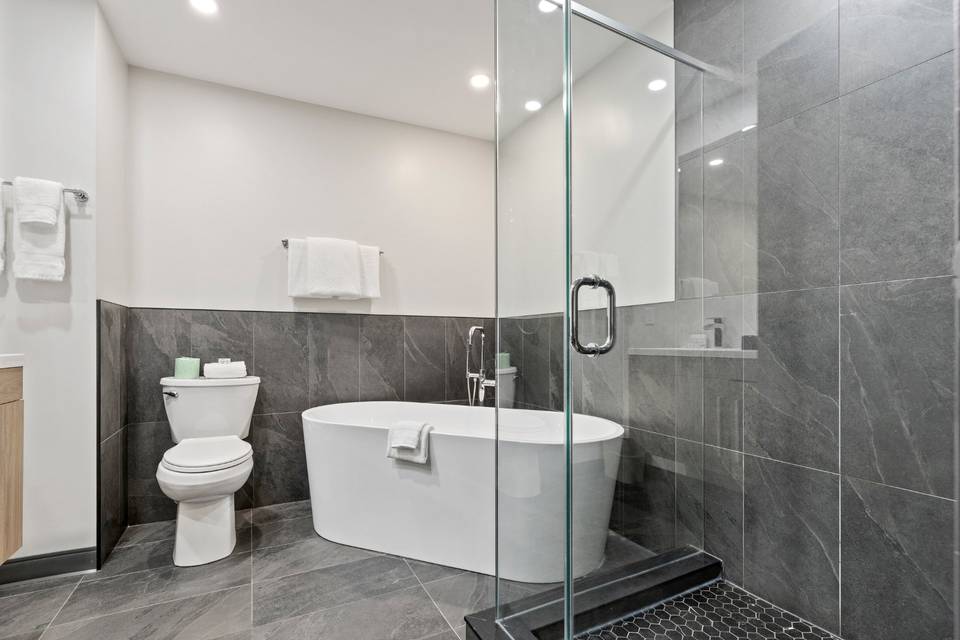 The Jordan Hotel Suite