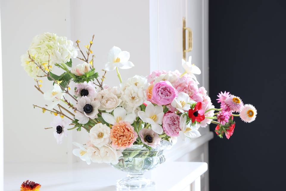 Anenome and Rose Centrepiece