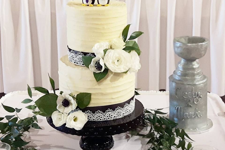 Bride's & Groom's cakes