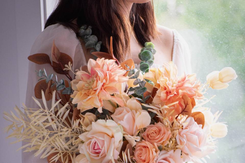 Rosy Sunset bridal bouquet