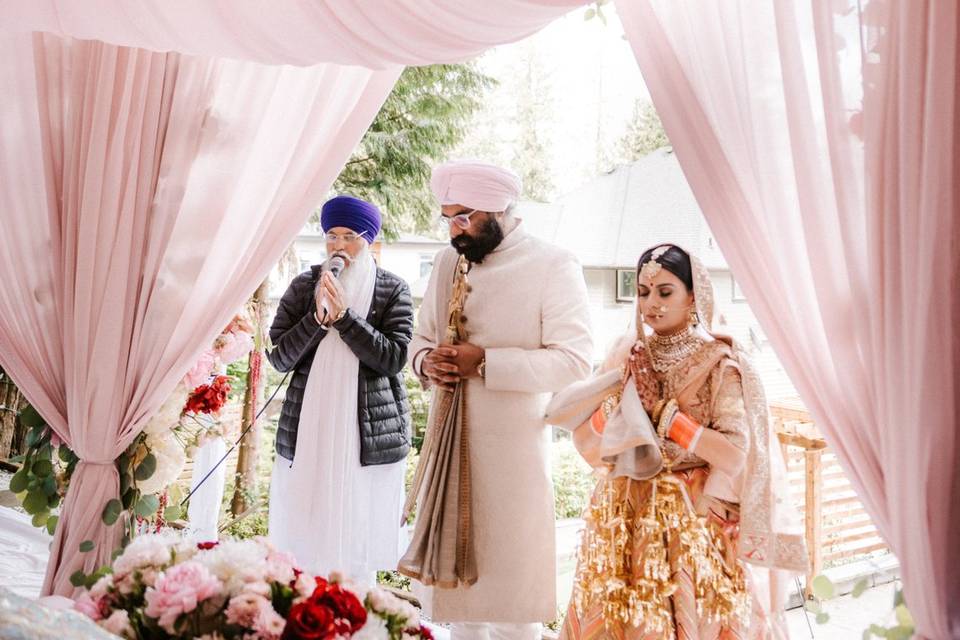 Glamourous Micro Sikh Wedding