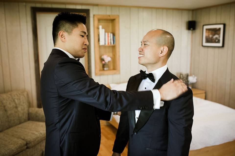 Getting ready in bridal suite