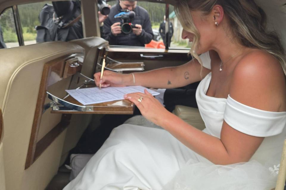 Signing in a 1956 RRoyce!
