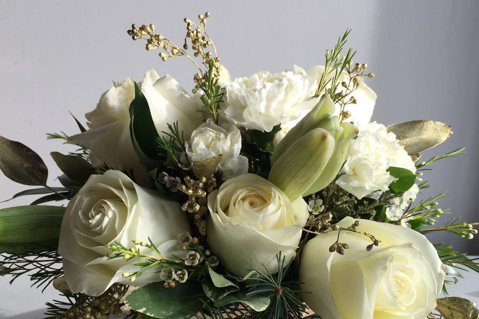 Winter White Centrepiece