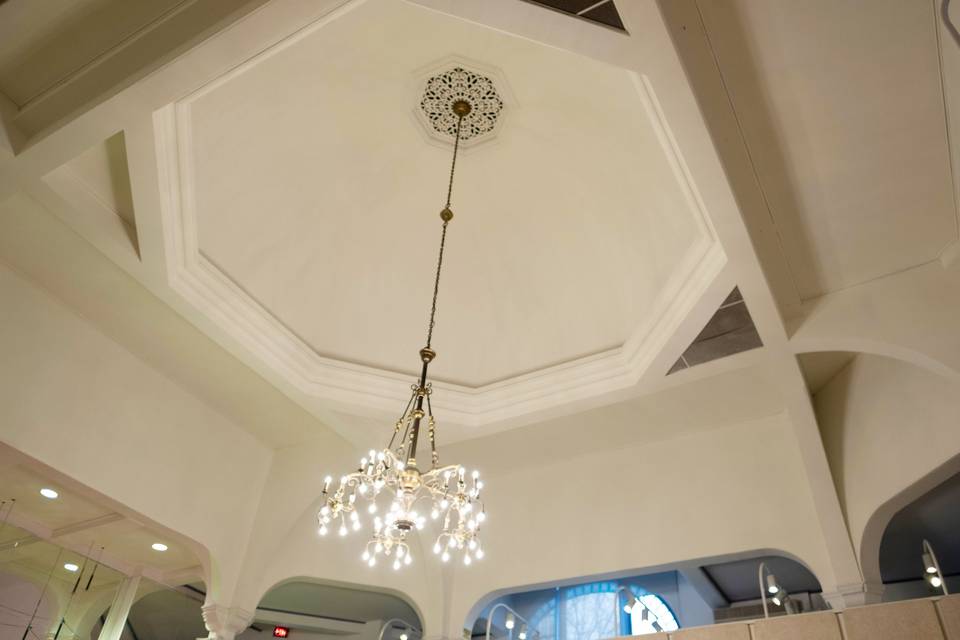Dimmable chandelier