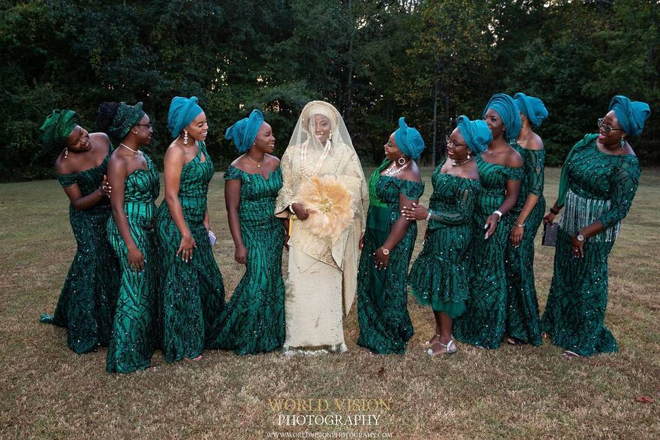 Bride with her Aso-Ebi girls