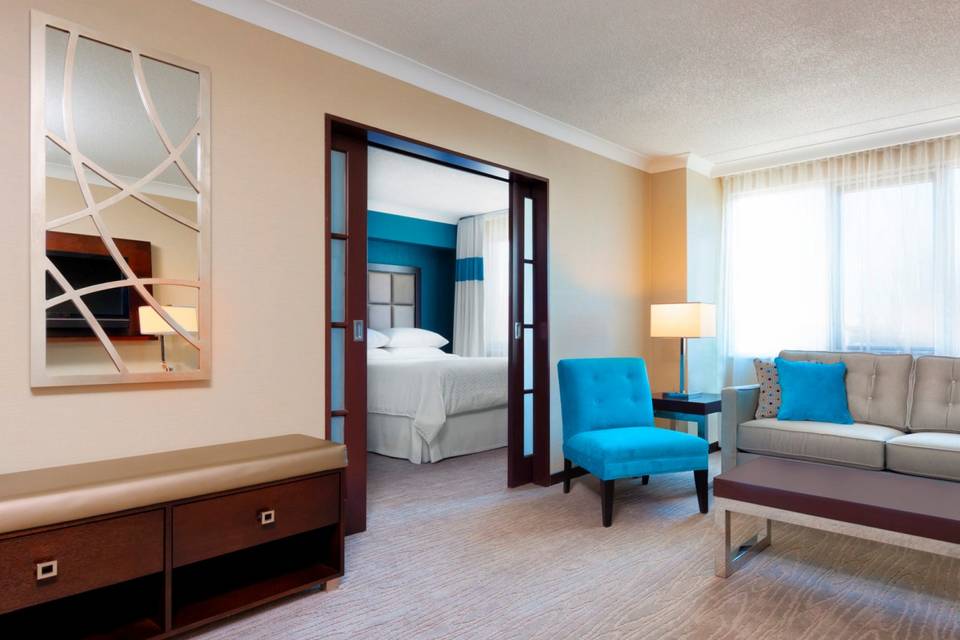 Deluxe Tower Double Suite