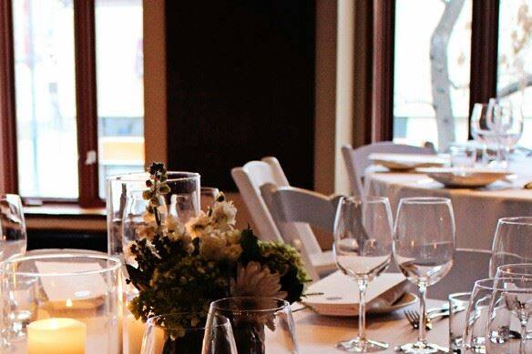 Calgary, Alberta Restaurant Wedding Venue