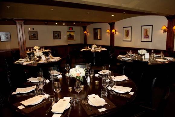 Calgary, Alberta Restaurant Wedding Venue