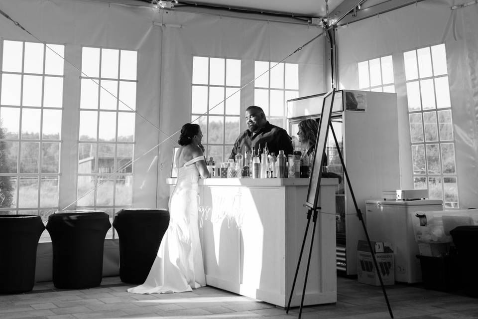 Northern Oak Premium Bar Service