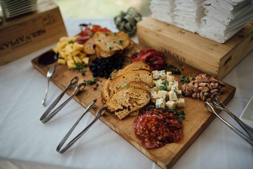 Charcuterie, Accompaniments