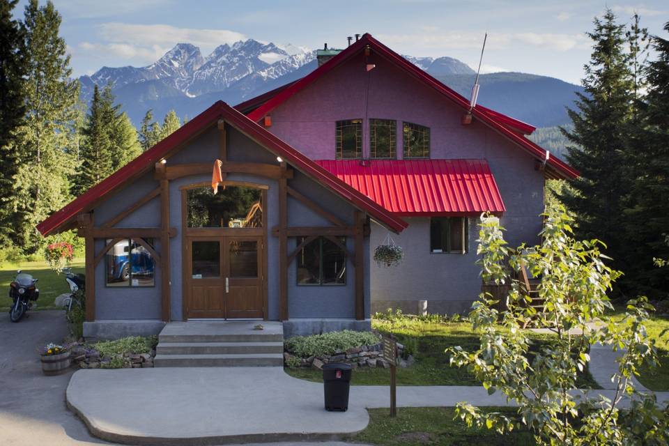 Heather Mountain Lodge & Cabins