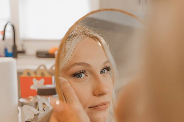 Mirror mirror