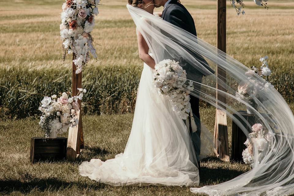 Outdoor ceremony magic