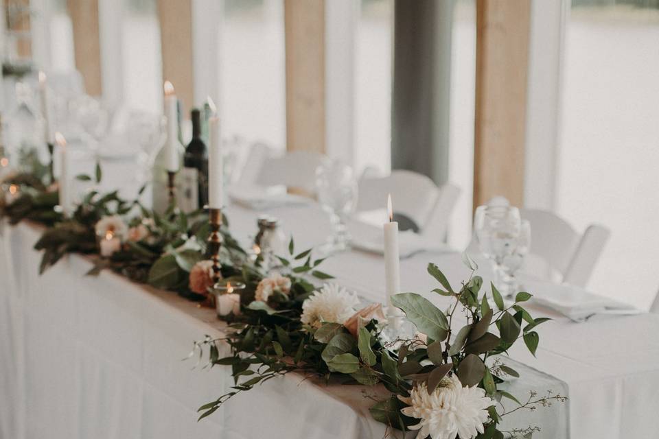 Head table garland