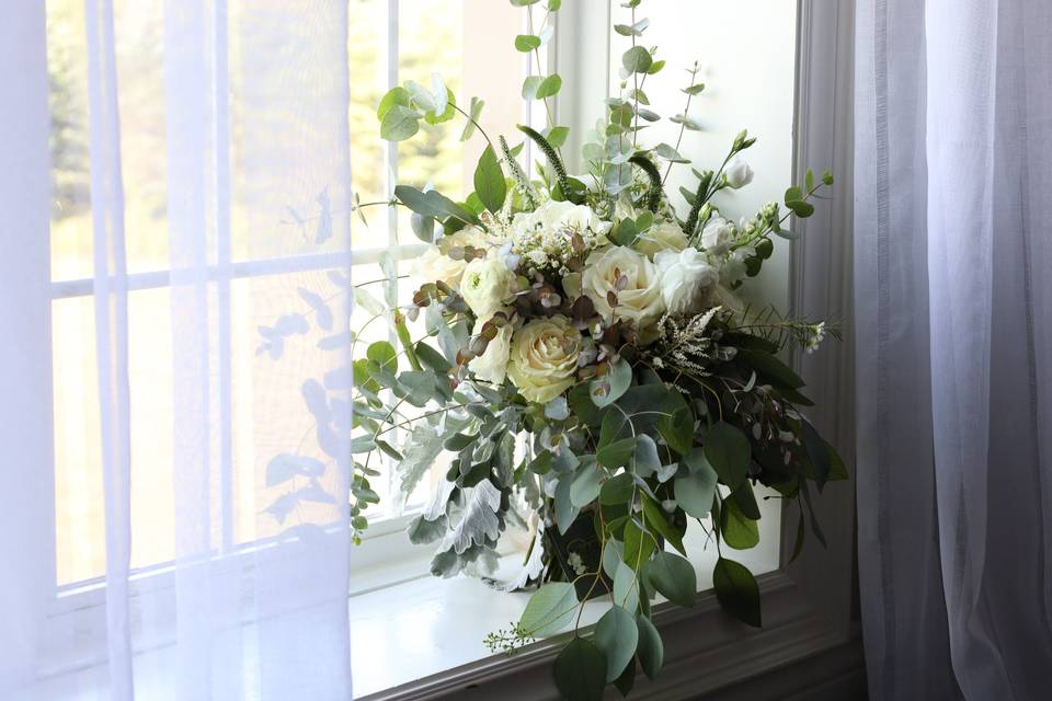 Airy Bride Bouquet
