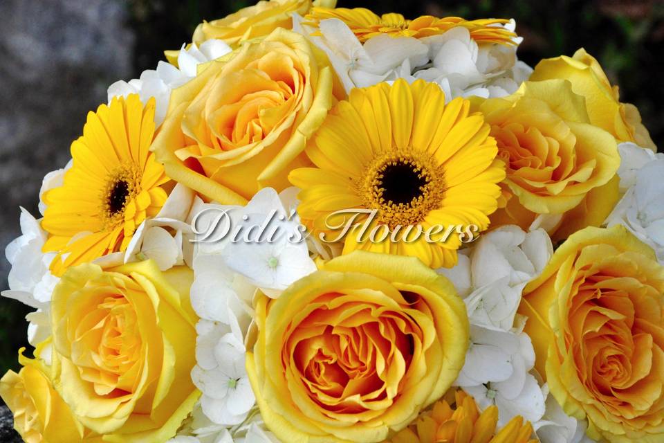 Yellow & White Bouquet