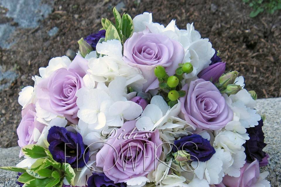 White & purple bouquet