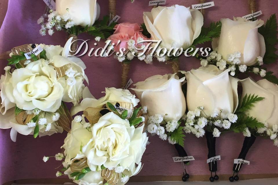 Boutonnieres & Corsages