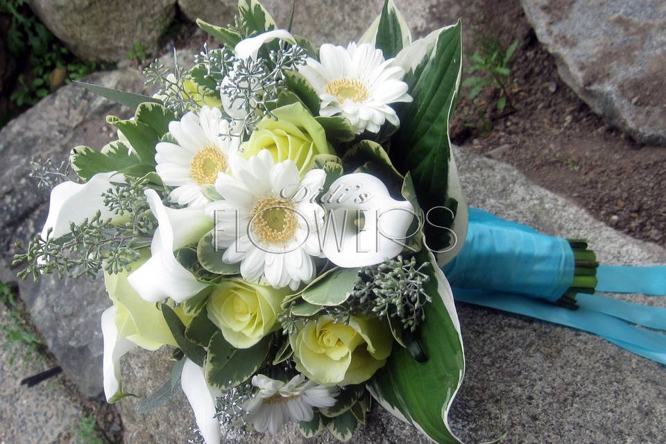 White & Green bouquet