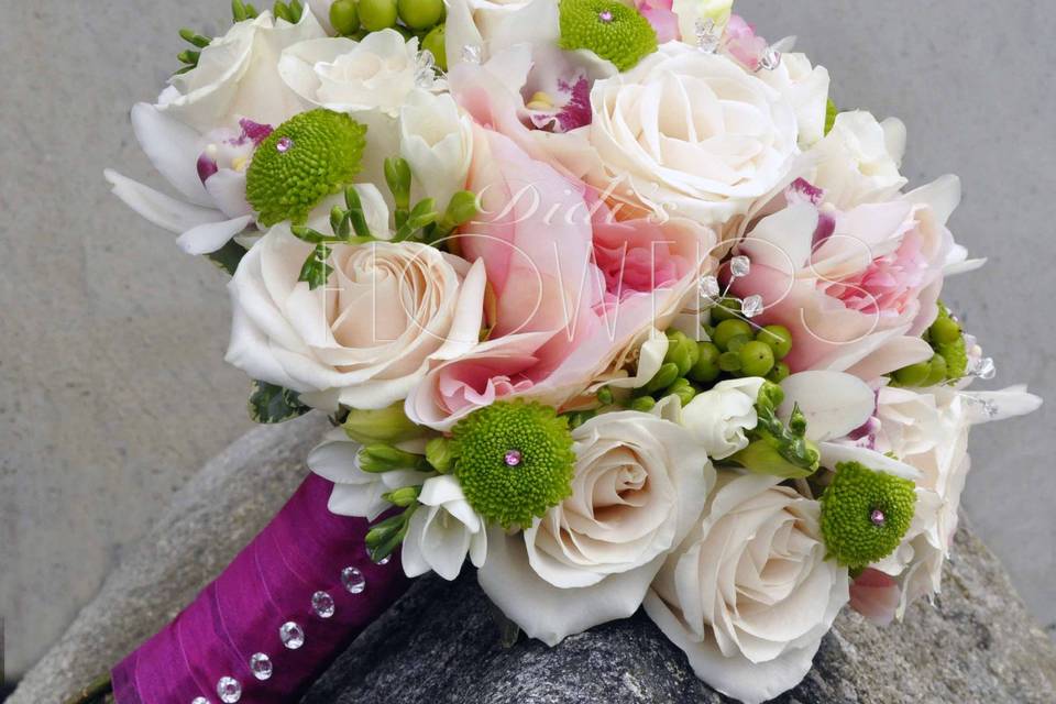 Pink, Green & white bouquet
