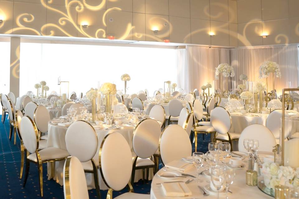 Sheraton Vancouver Wall Centre Hotel