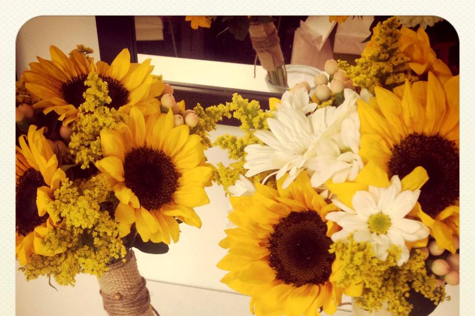 Sunflower hand tied bouquets p