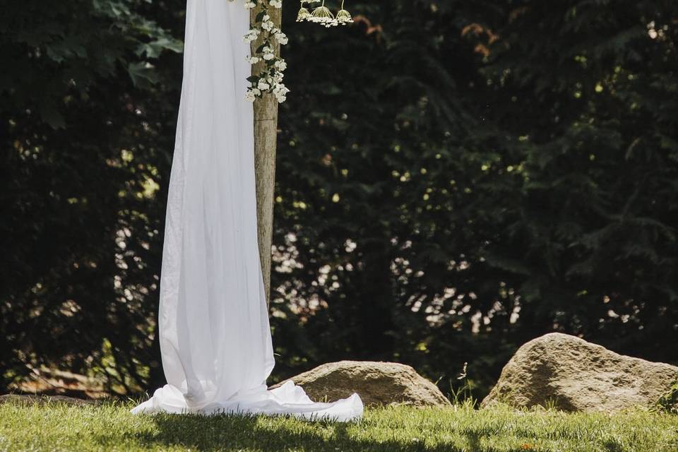 Wedding arch decor