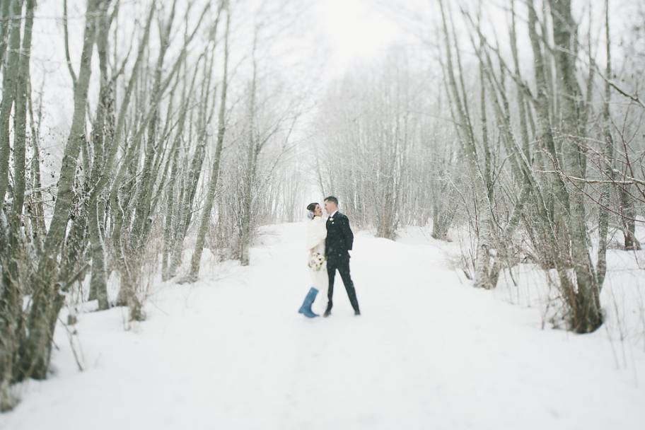 Winter whistler wedding