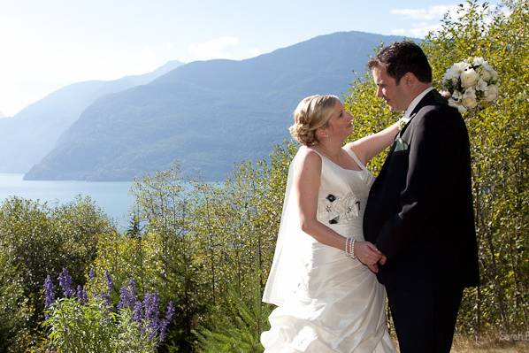 Newlyweds with stunning view