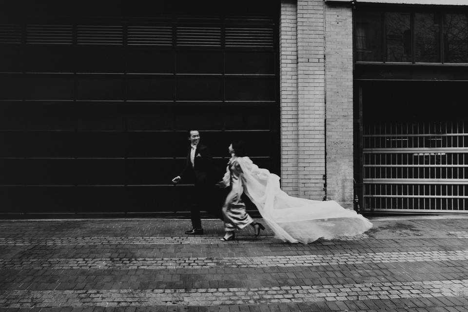 Edgy romantic urban elopement