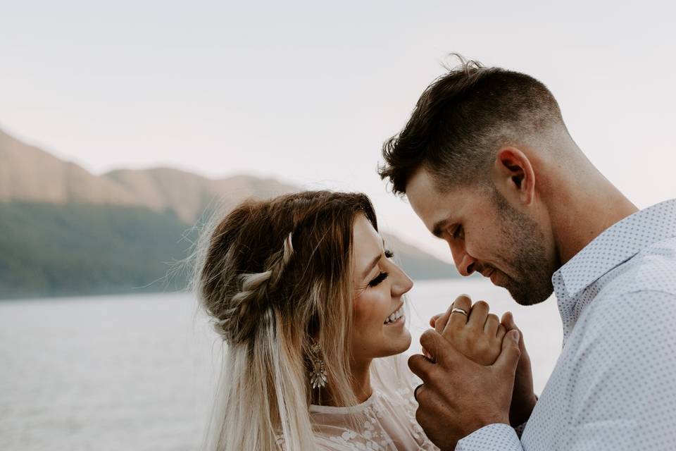 Alouette lake elopement