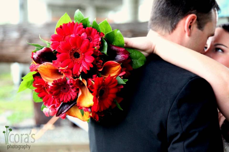 Jewel toned bouquet.jpg