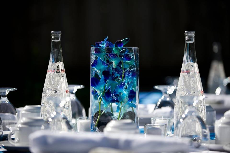 Blue dend centerpiece 1.jpg