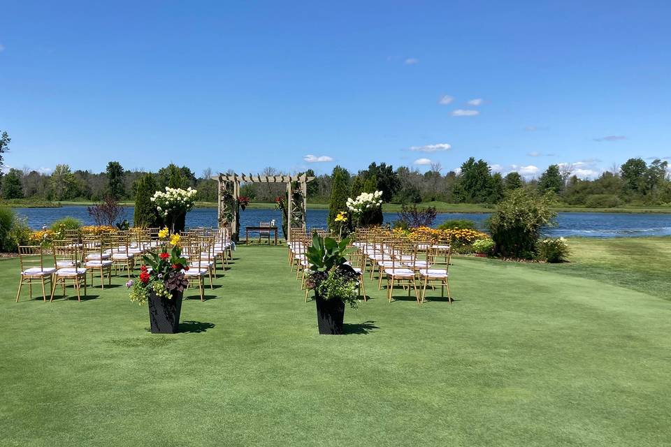 Silver Lakes Golf & Country Club