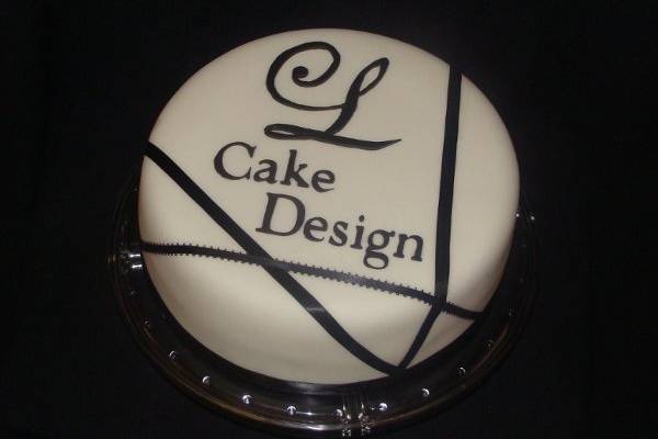 L Cake Design