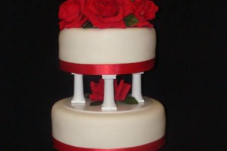 L Cake Design