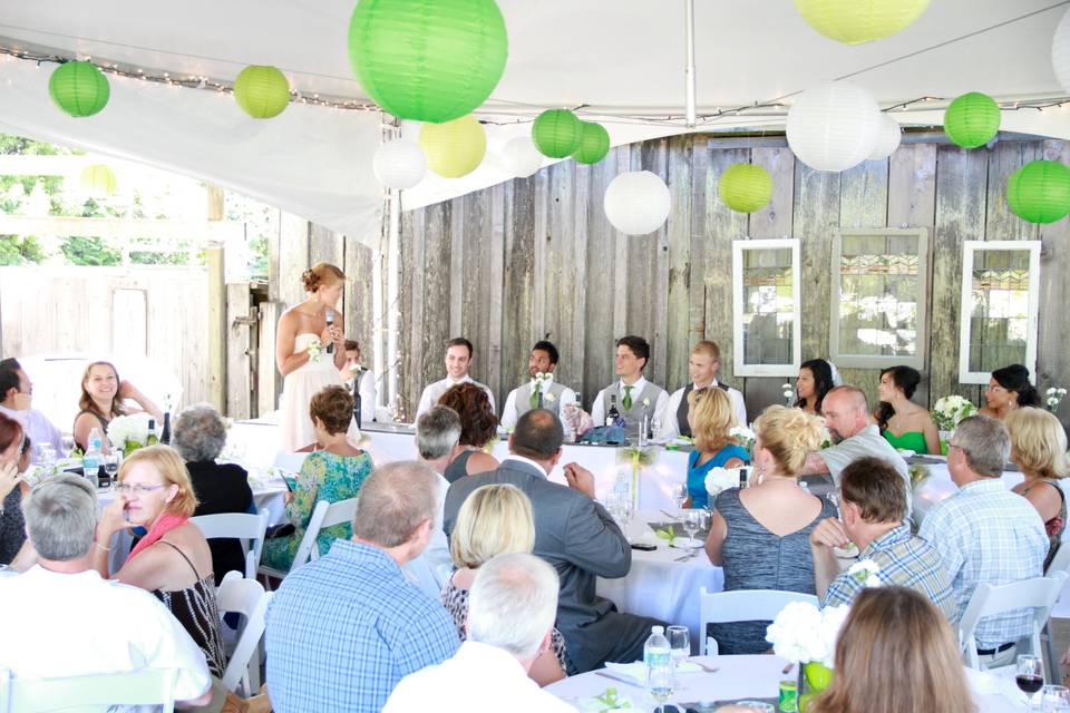 Decor under the Tent