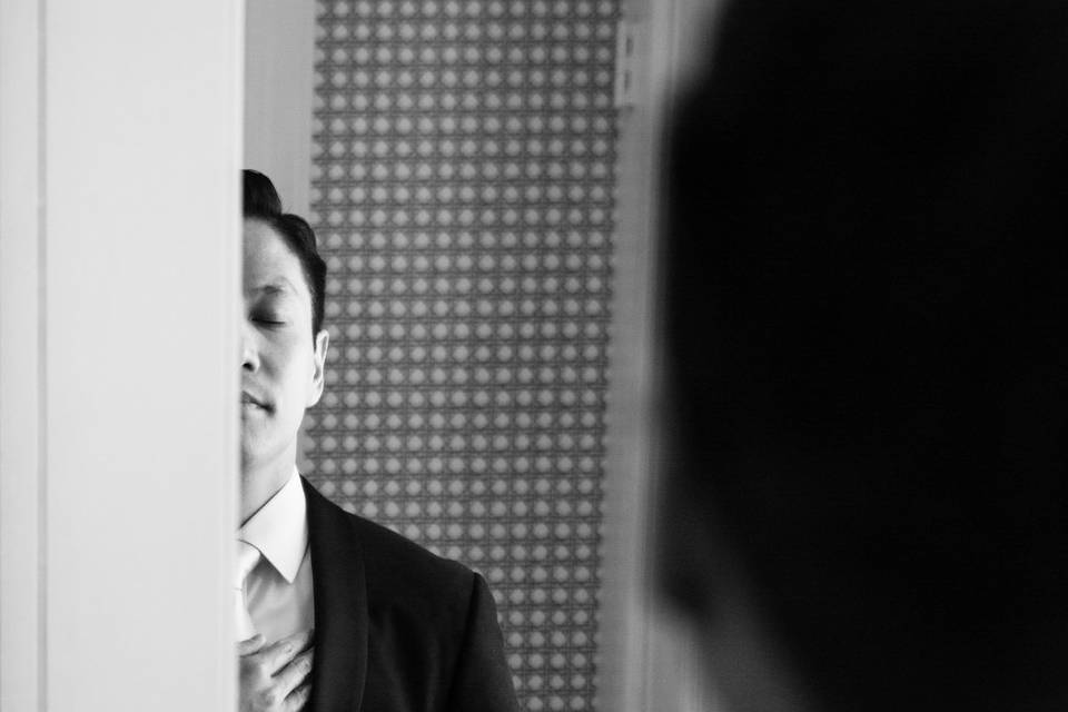 Groom private moment  reflecte