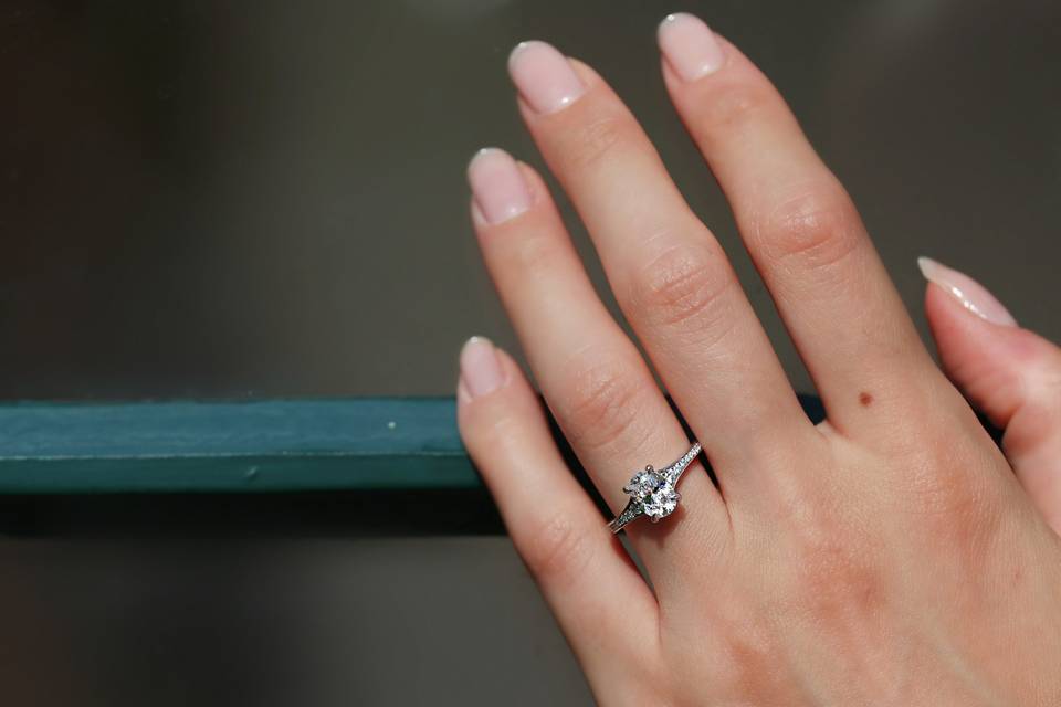 'Allure' ring