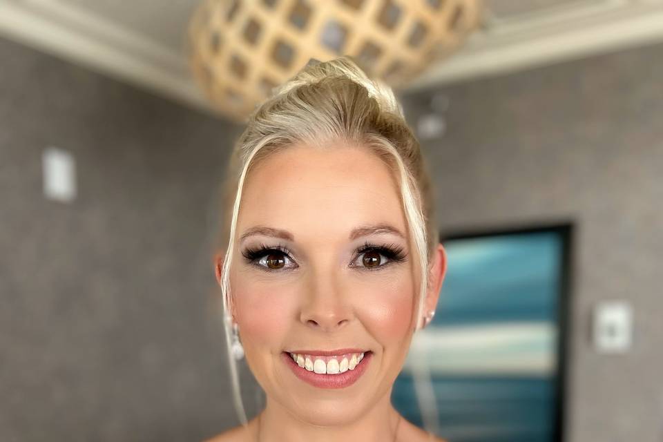 Brides Make up and hair