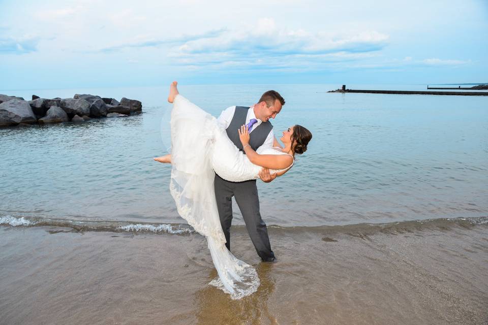 Bride & groom candid photo