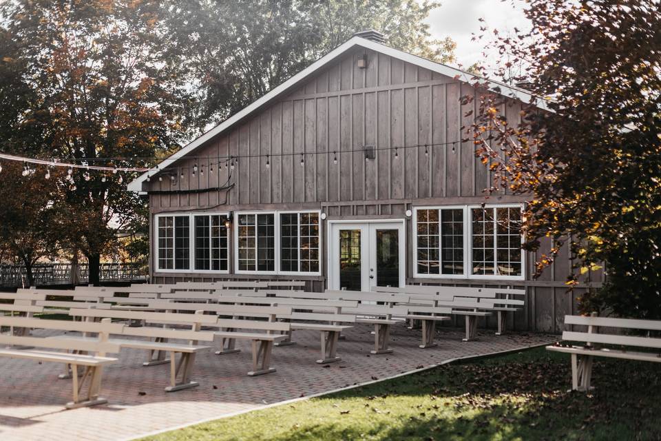 The Farmhouse outdoor dance