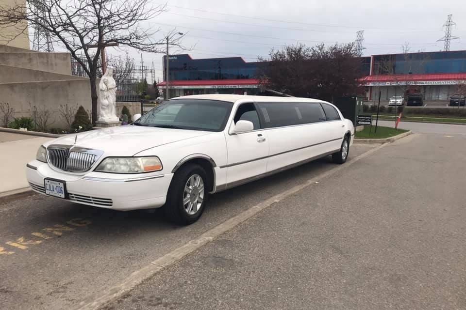 Cedar Valley Limousine