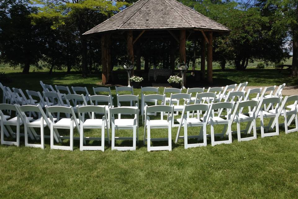 Outdoor ceremony