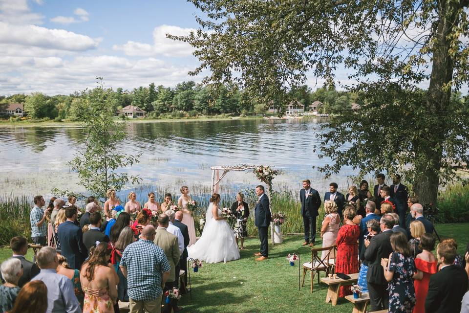 Pinedell lawn ceremony