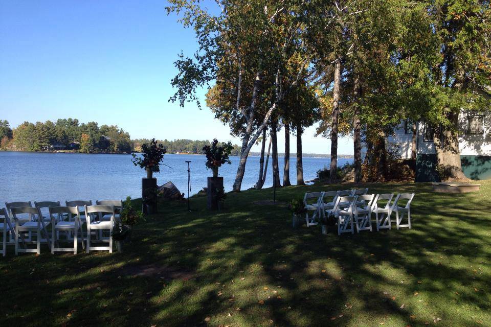 Small lakeside wedding