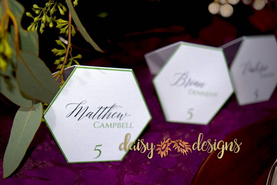 Geometric seating cards