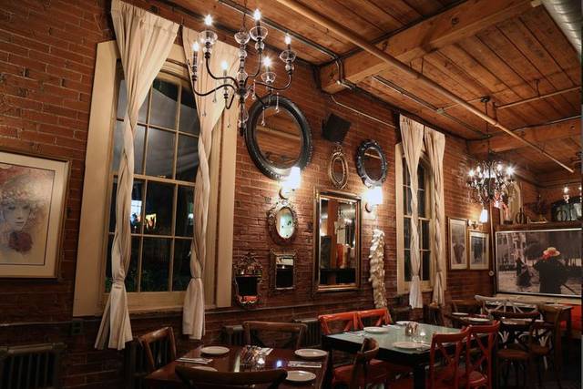 Toronto Restaurant Wedding Venue